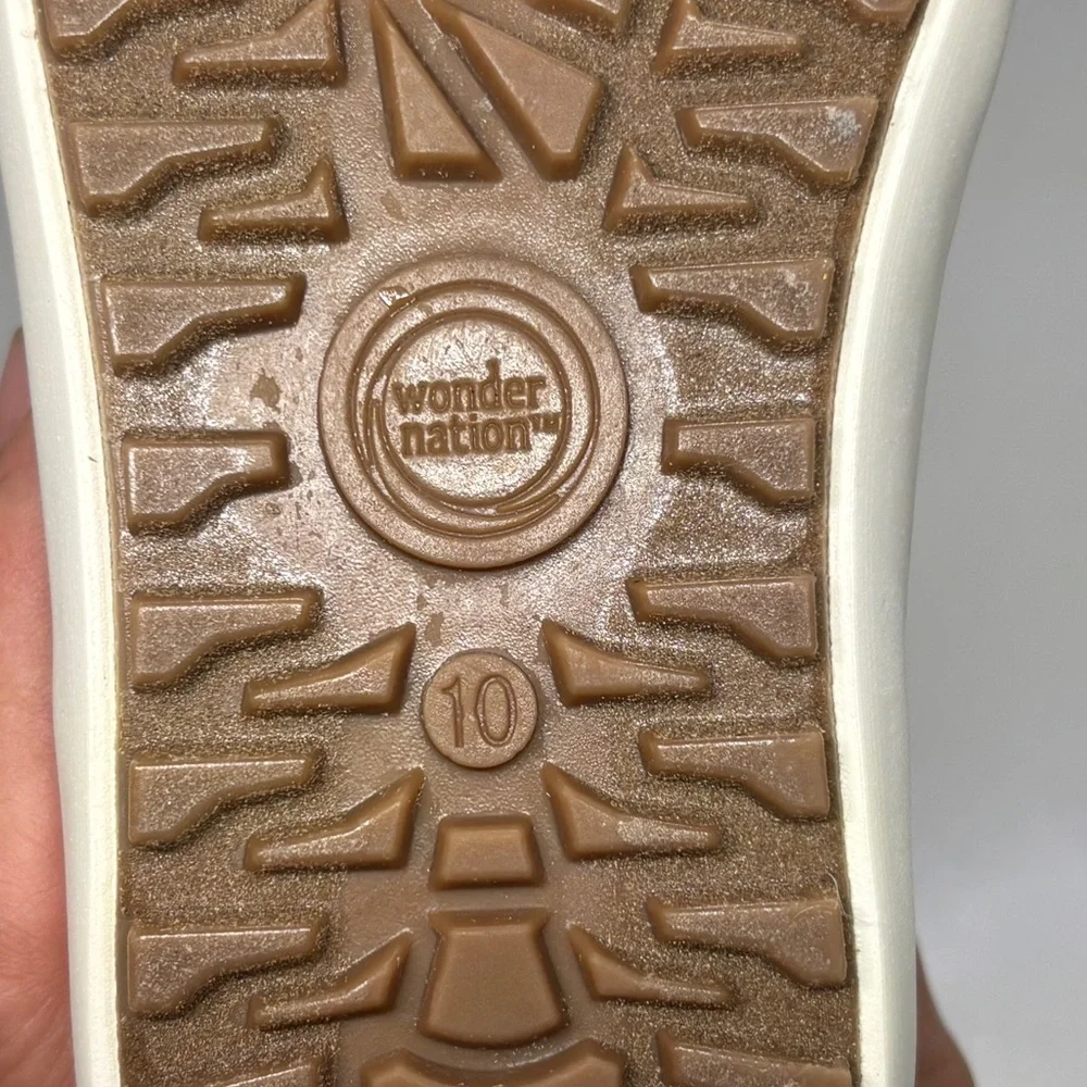 Wonder Nation Brown Kids High-Top Sneakers size 10